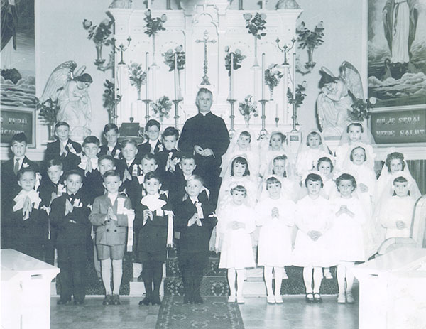 Première communion à Val-David, 1954.